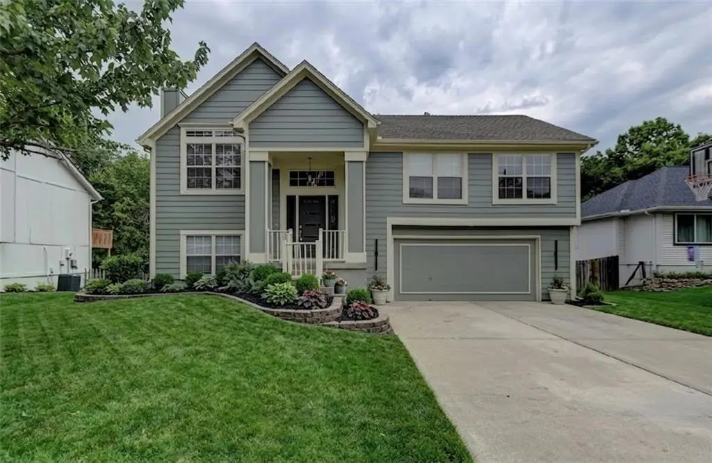 900 SW Daney Drive, Lees Summit, MO 64081 - #1
