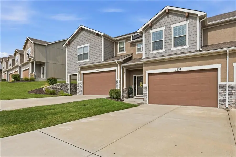 7374 Griffey Street, Kansas City, MO 64152 - #3