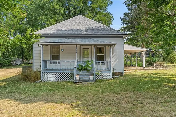 402 W Elm Street, Dearing, KS 67340