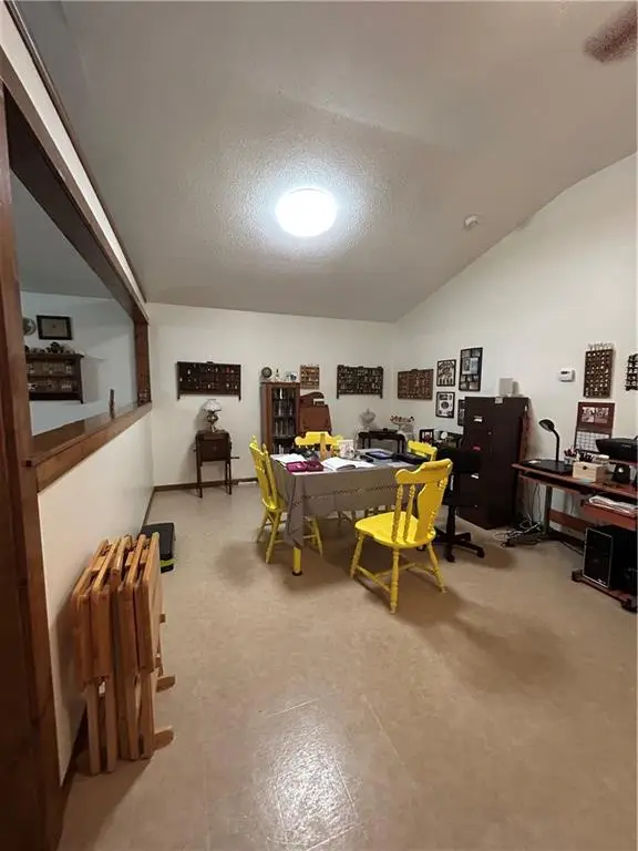 725 A & B Kiowa Street, Leavenworth, KS 66048 - #3