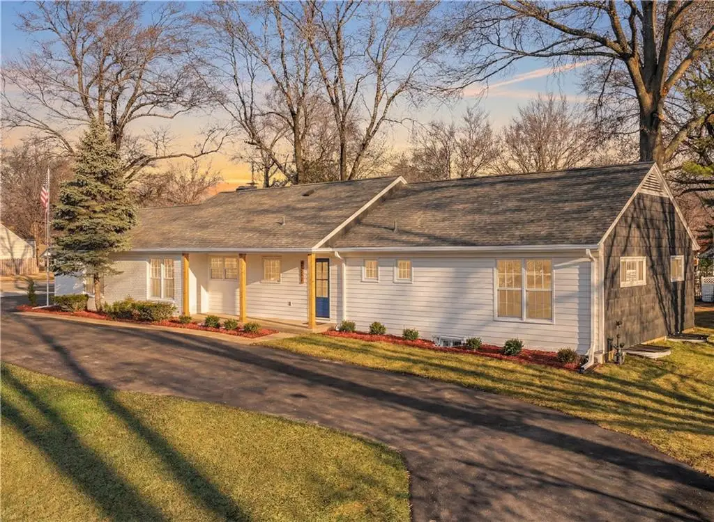 3520 W 93rd Street, Leawood, KS 66206 - #1