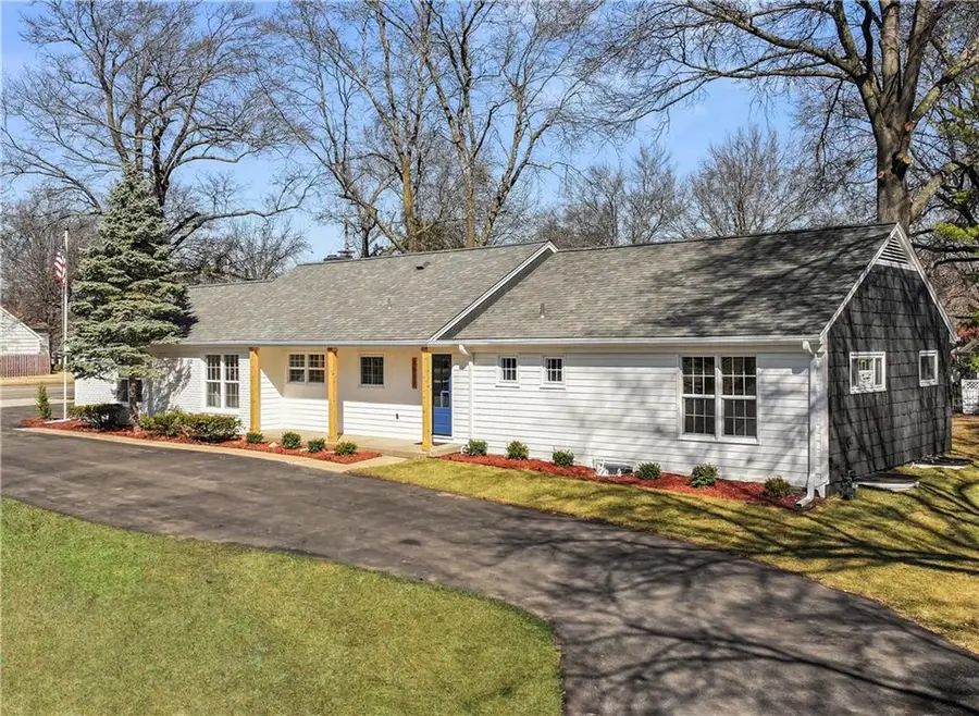 3520 W 93rd Street, Leawood, KS 66206 - #3