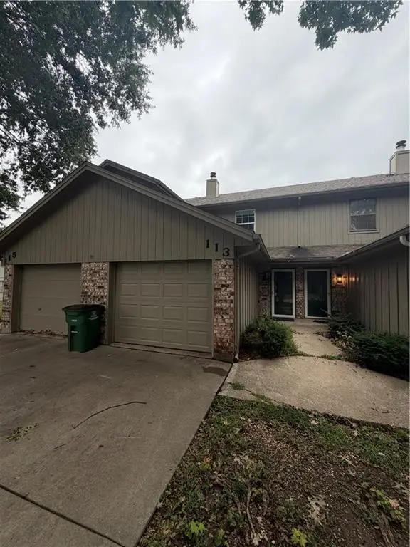 113 Greystone Drive Ne, Lee's Summit, MO 64086