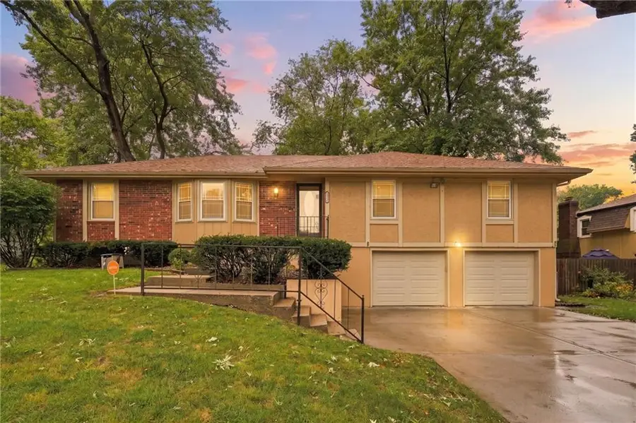 2516 N 83rd Lane, Kansas City, KS 66109 - #3