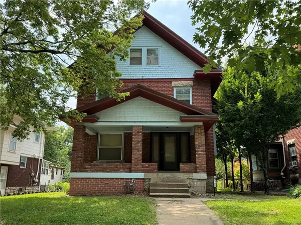 3724 Jarboe Street, Kansas City, MO 64111