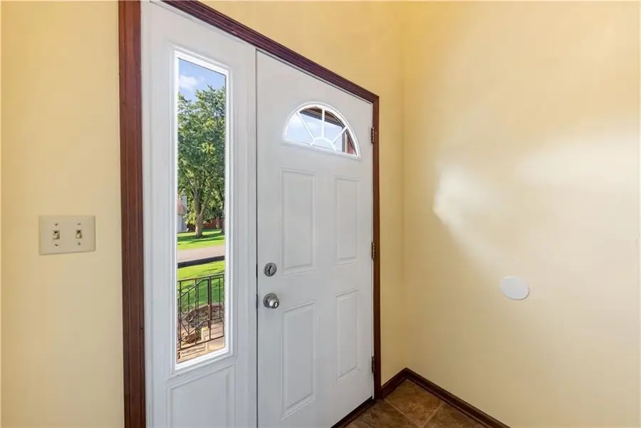 1524 W Cedar Street, Olathe, KS 66061 - #2