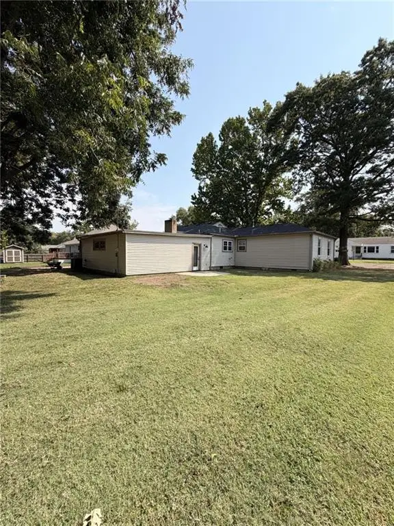 708 S Woodland Street, Pittsburg, KS 66762 - #3