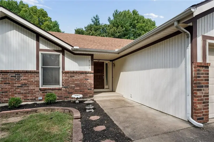 8520 N Campbell Street, Kansas City, MO 64155 - #3