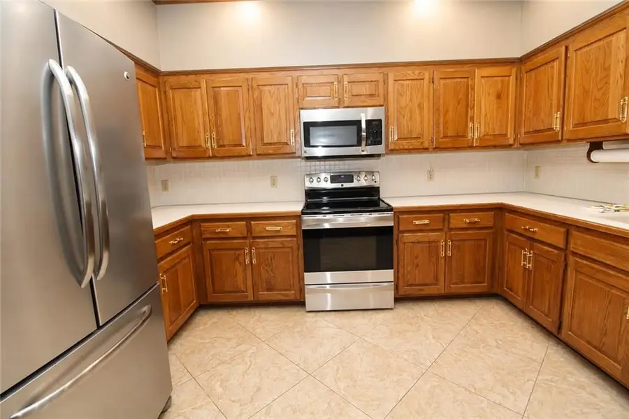 2309 Buckingham Street, Saint Joseph, MO 64506 - #3