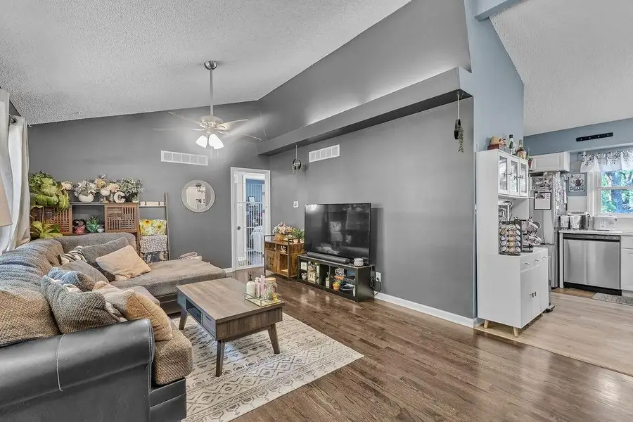 7414 Park Forest Lane, Kansas City, MO 64152 - #3