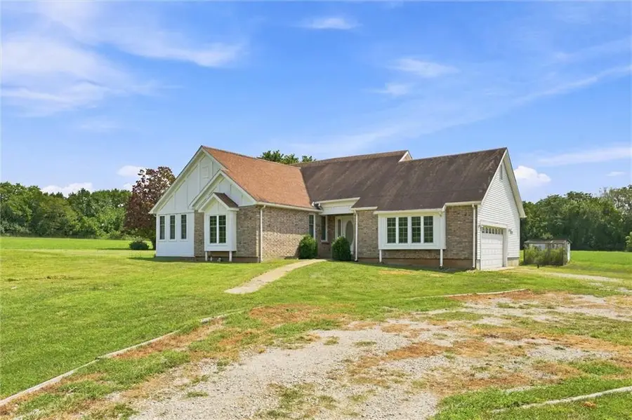 1113 SW 1501st Road, Garden City, MO 64747 - #3