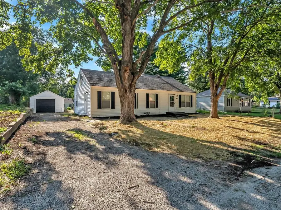408 Zoe Street, Buckner, MO 64016 - #3