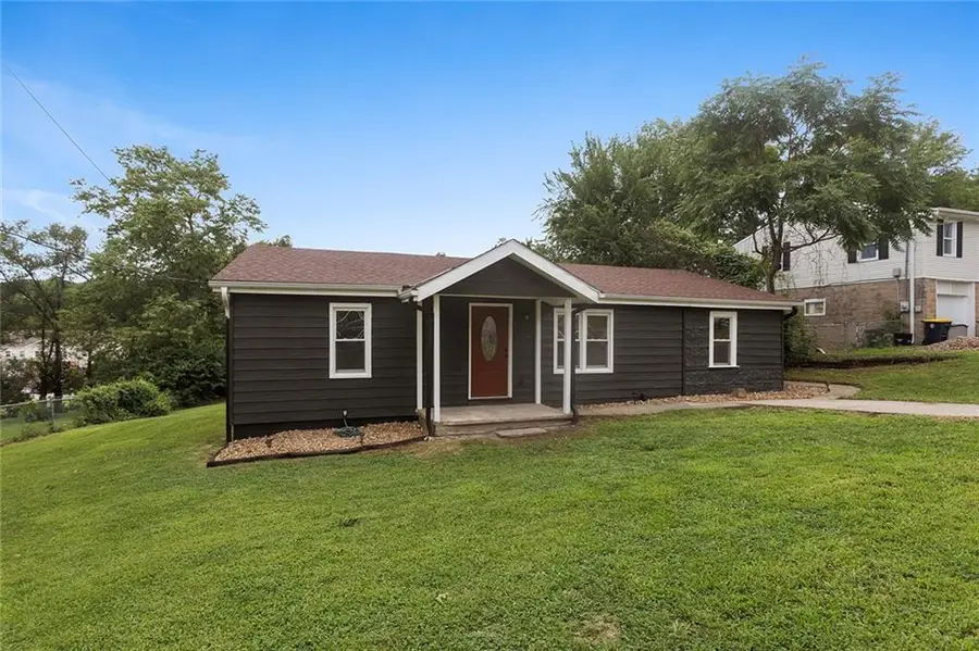 3628 N Cypress Avenue, Kansas City, MO 64117 - #2