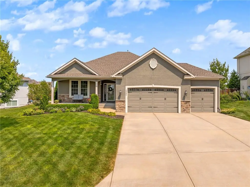 13286 Davis Avenue, Bonner Springs, KS 66012 - #1