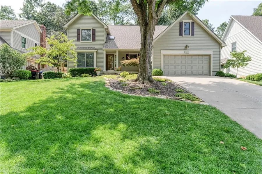 9613 W 115th Terrace, Overland Park, KS 66210 - #2