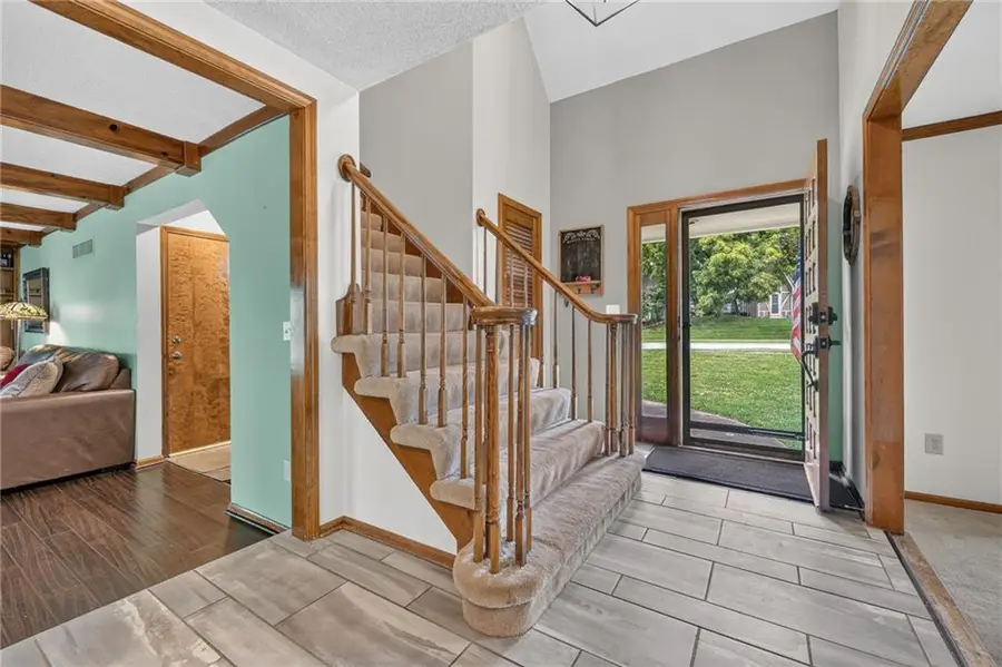 5129 NW Walden Drive, Kansas City, MO 64151 - #3