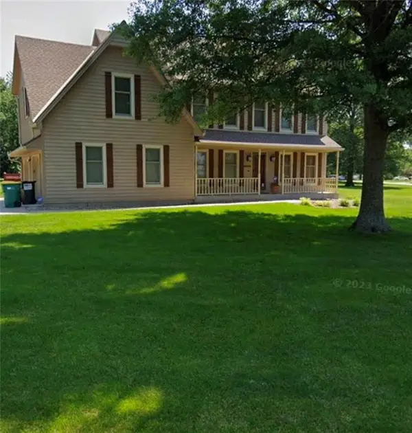 12272 W 154th Terrace, Overland Park, KS 66221
