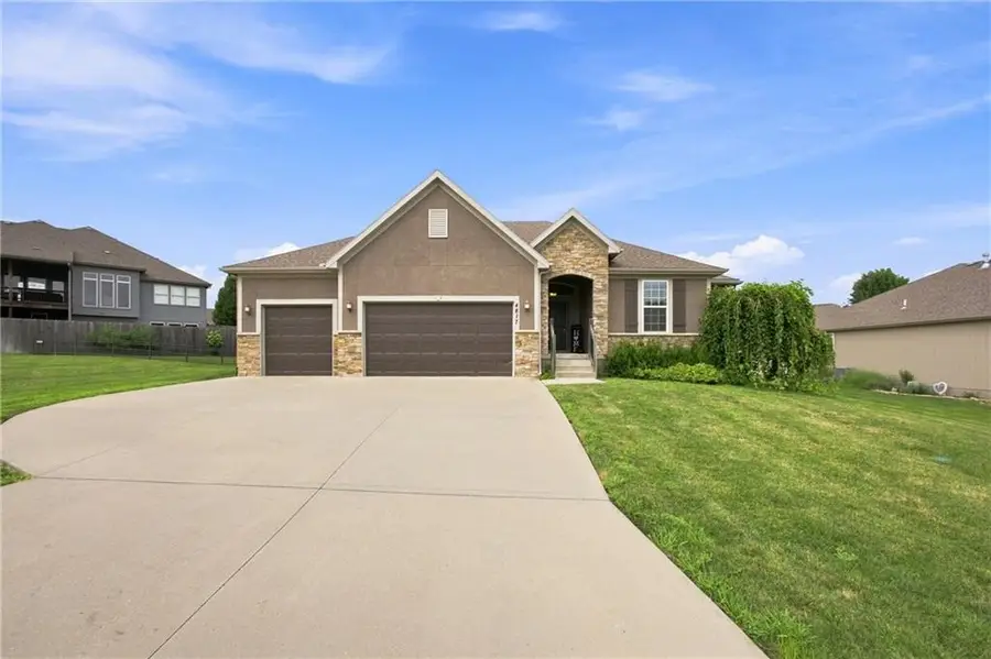 4817 SW Marguerite Street, Blue Springs, MO 64015 - #3