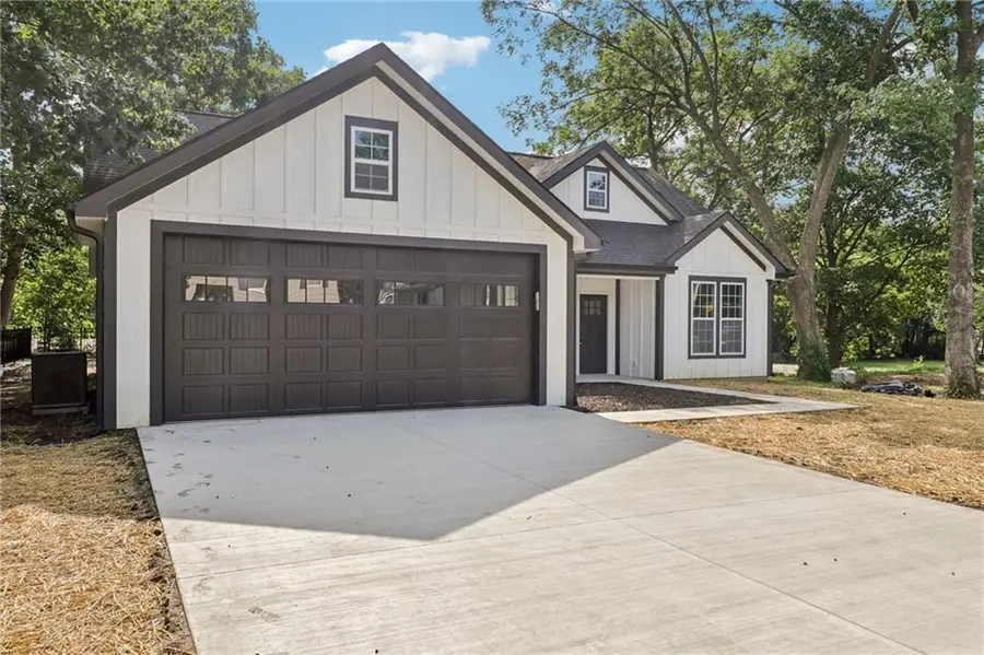 203 Saint Charles Street, Holden, MO 64040 - #2
