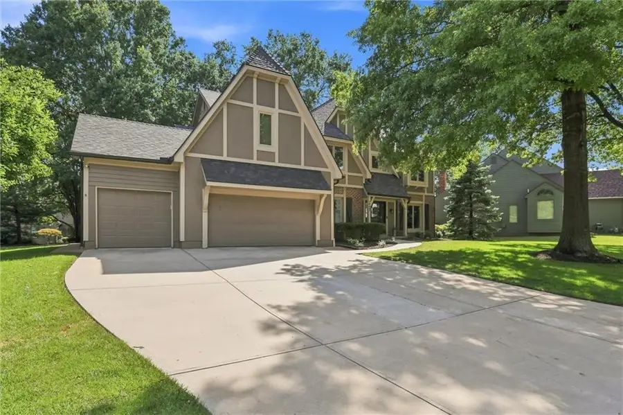10427 W 126th Street, Overland Park, KS 66213 - #3
