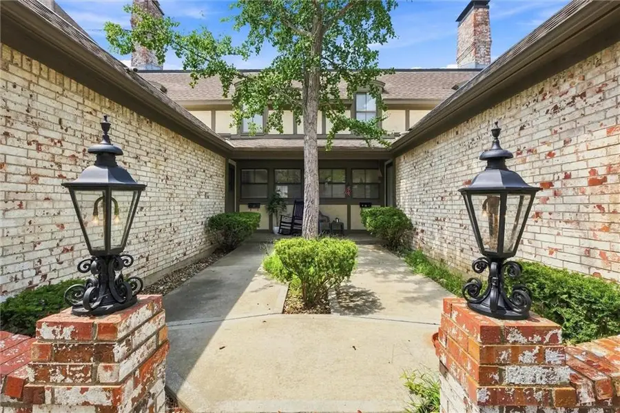 10220 Foster Street, Overland Park, KS 66212 - #2