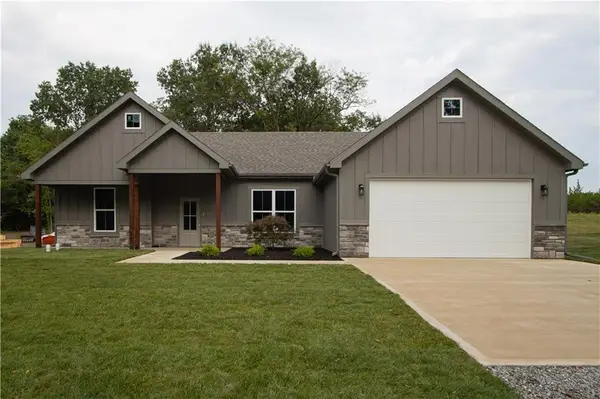 331 NE 21st Road, Warrensburg, MO 64093