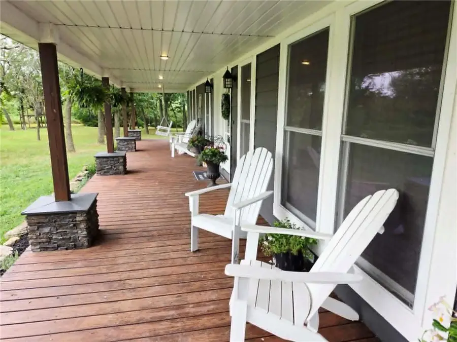 953 S 190th Street, Pittsburg, KS 66762 - #2