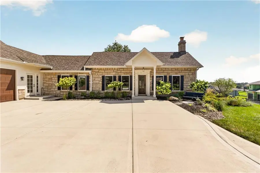 12811 W 71st Street, Shawnee, KS 66216 - #3