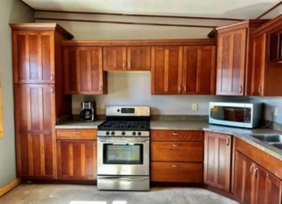 111 E Butler Street, Yates Center, KS 66783 - #3
