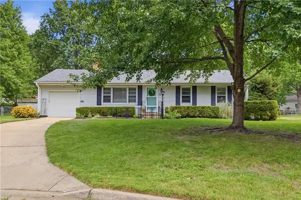 5515 Roeland Drive, Roeland Park, KS 66205