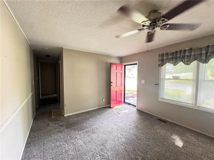 1609 S Ellison Way, Independence, MO 64050 - #2