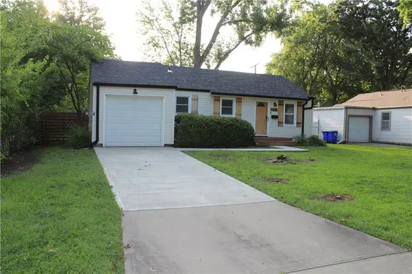 7609 Foster Street, Overland Park, KS 66204