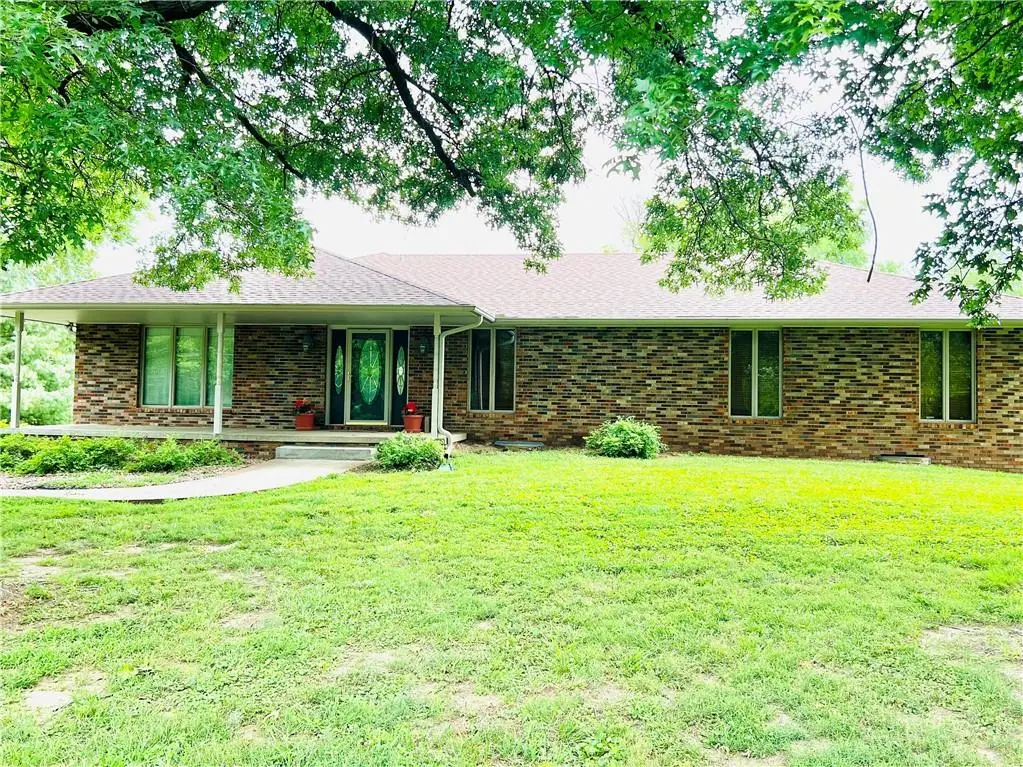 8201 SE 371 Highway, Saint Joseph, MO 64507 - #1