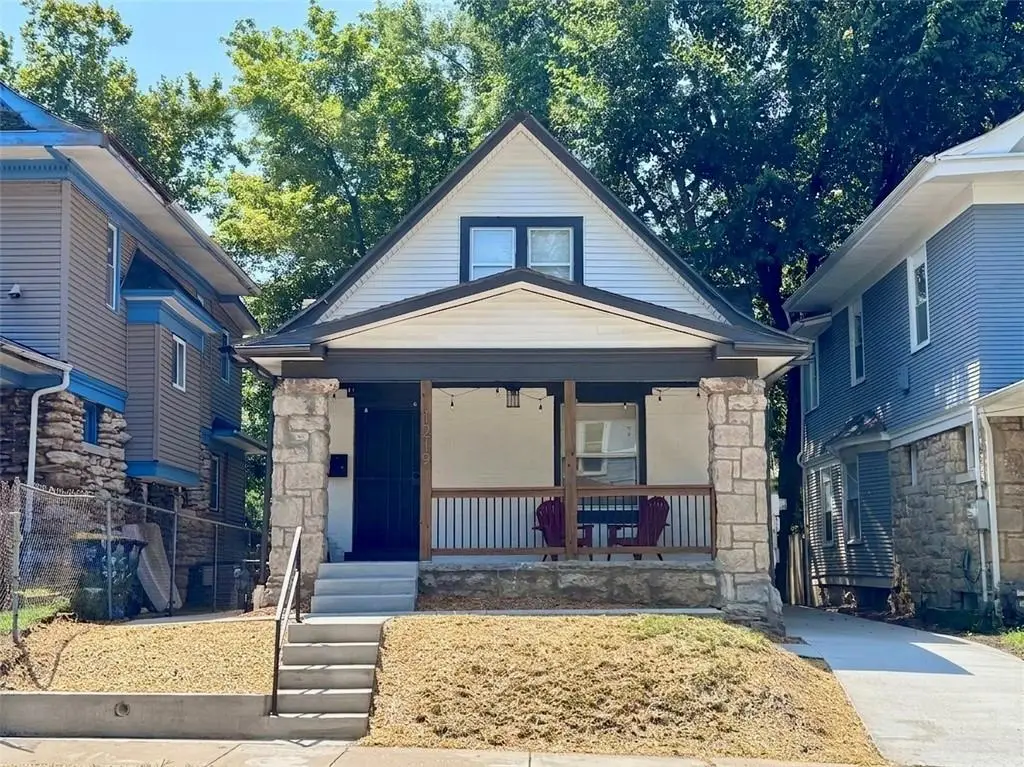 1219 E 41st Street, Kansas City, MO 64110 - #1