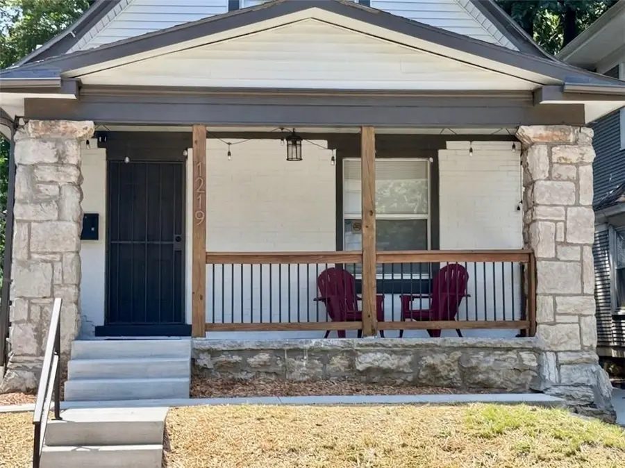 1219 E 41st Street, Kansas City, MO 64110 - #2