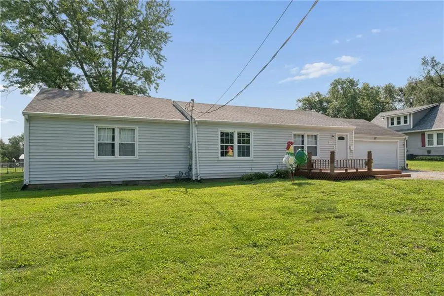 909 Daisy Street, Sweet Springs, MO 65351 - #2
