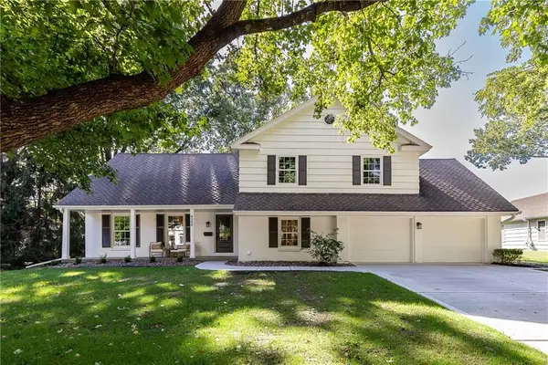 9308 Alhambra Street, Prairie Village, KS 66207