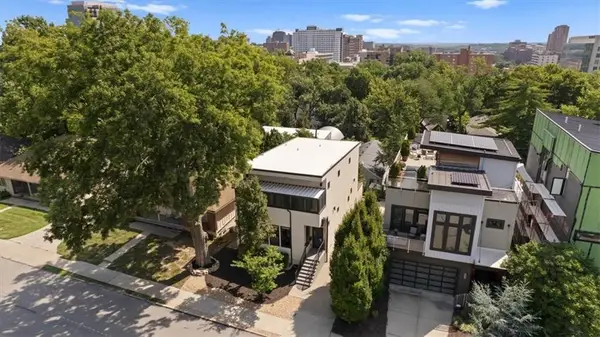 4727 Mercier Street, Kansas City, MO 64112