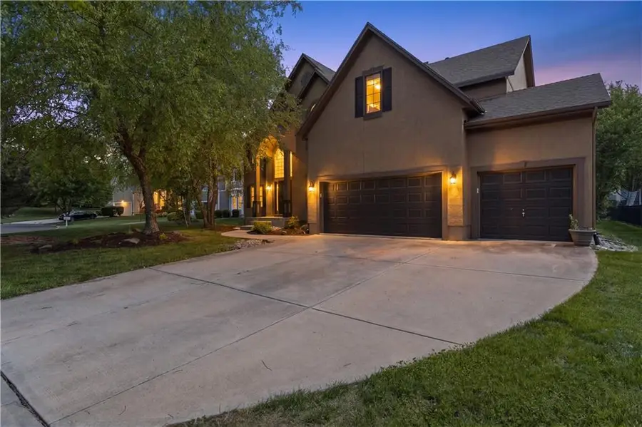 9233 W 143rd Terrace, Overland Park, KS 66221 - #2
