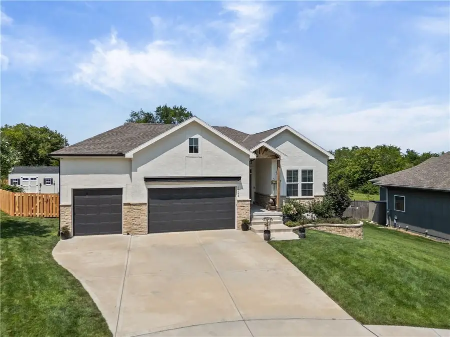 14178 S Pickering Street, Olathe, KS 66061 - #3