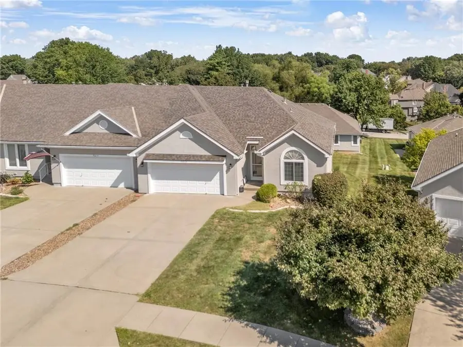 9613 N Locust Drive, Kansas City, MO 64155 - #3