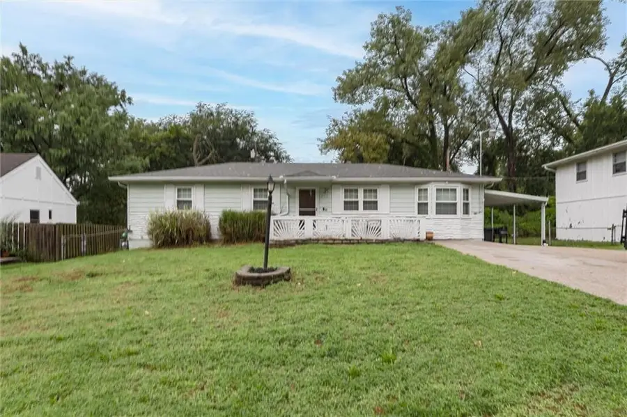 212 N 81st Terrace, Kansas City, KS 66112 - #2