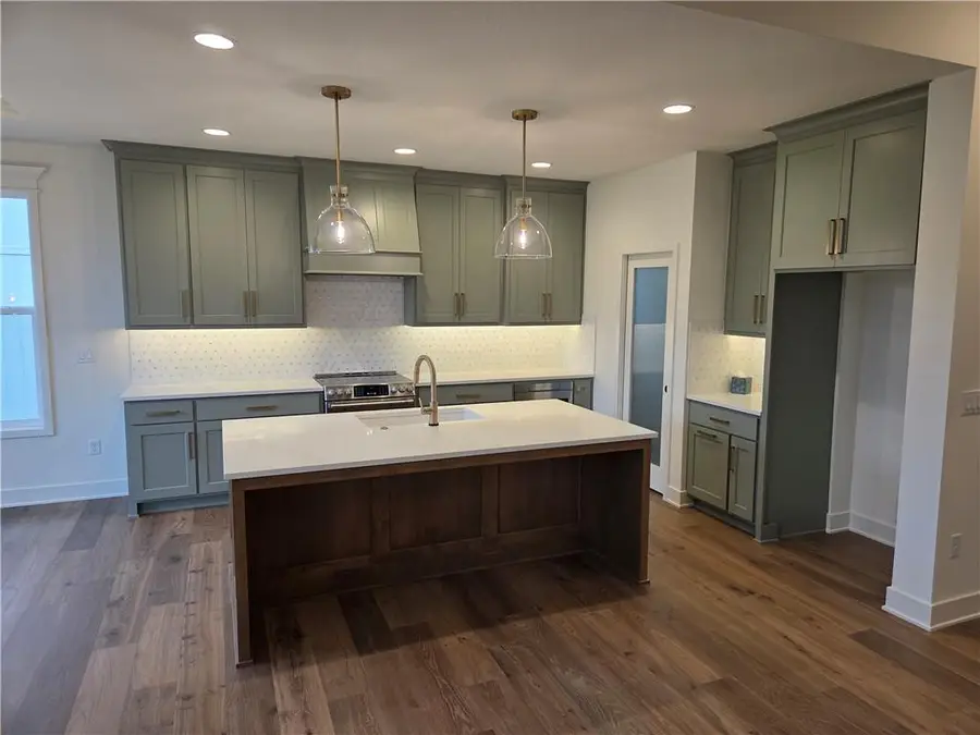 7235 Westgate Street, Shawnee, KS 66216 - #3