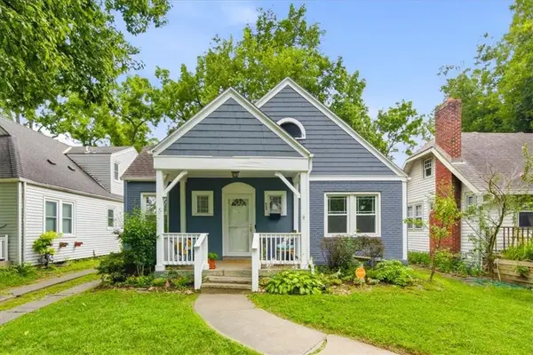 425 E 70th Street, Kansas City, MO 64131