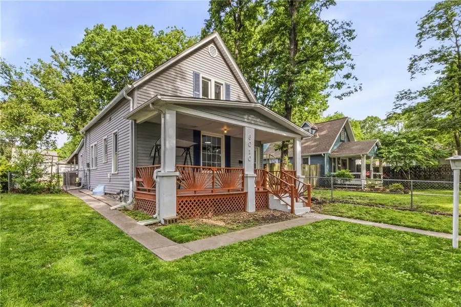 6010 Kenwood Avenue, Kansas City, MO 64110 - #2