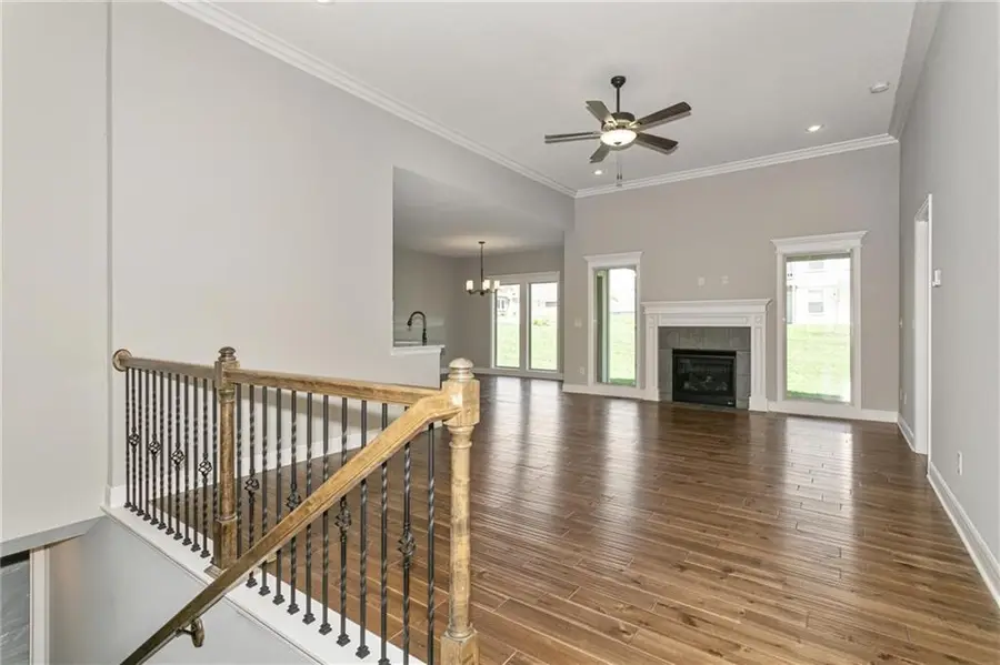 3315 NW 93rd Street, Kansas City, MO 64154 - #3