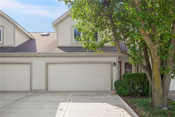 8202 NW Bradford Court, Kansas City, MO 64151