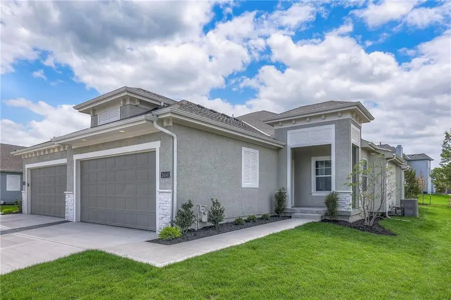 9851 Greeley Street, Lenexa, KS 66227 - #2