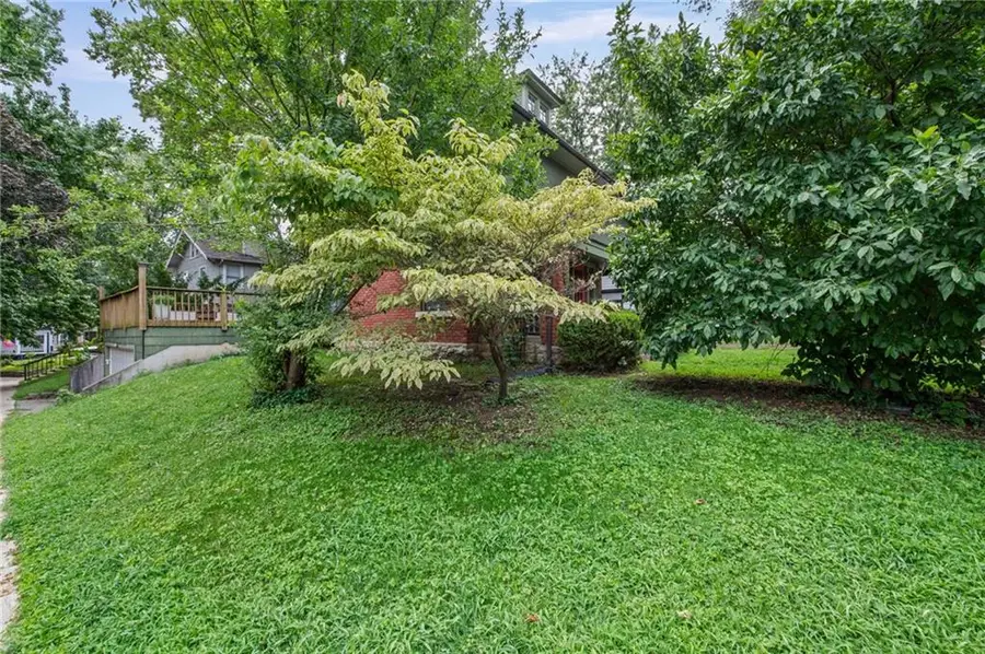 4111 Holly Street, Kansas City, MO 64111 - #3