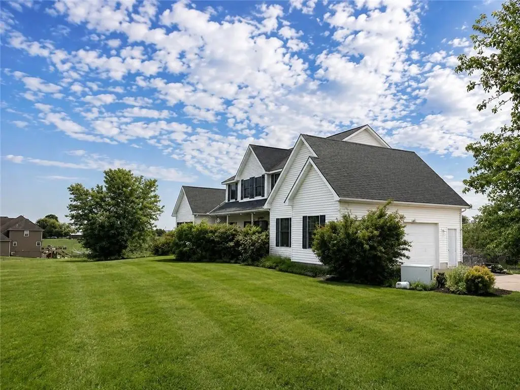 1310 N Lake City Valley Road, Buckner, MO 64016 - #1